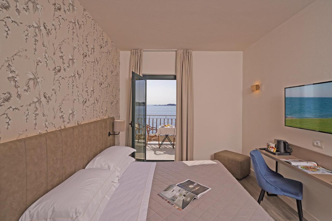 Hotel Du Lac Gardone Riviera Εξωτερικό φωτογραφία