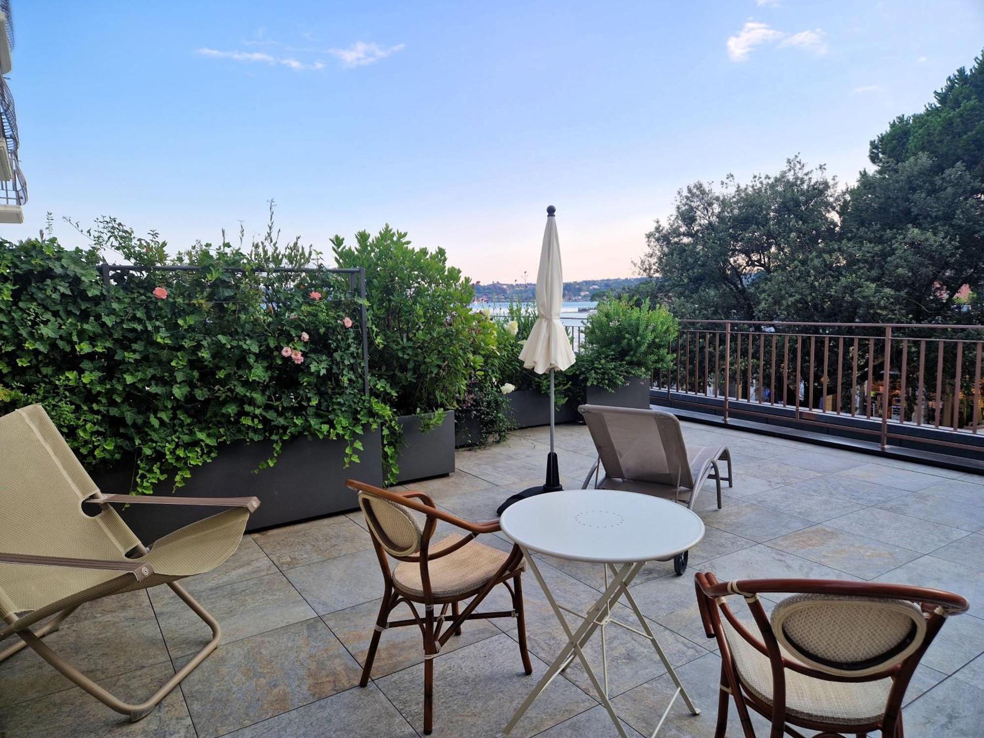 Hotel Du Lac Gardone Riviera Εξωτερικό φωτογραφία